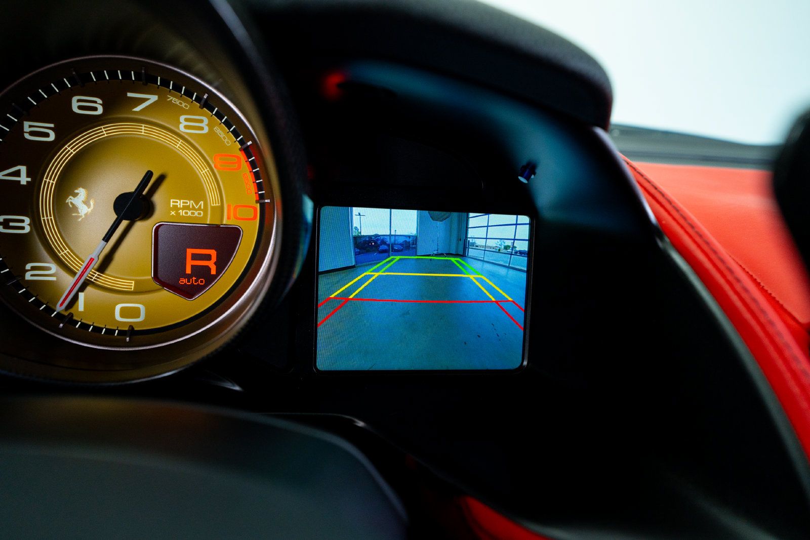 Used 2020 Ferrari 812 Superfast RWD image 86