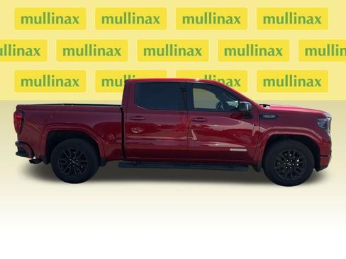 Used 2022 GMC Sierra 1500 Elevation w/ Elevation Premium Package image 12