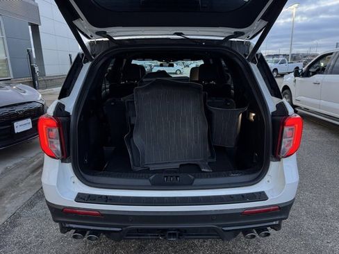 Certified 2022 Ford Explorer ST w/ Equipment Group 401A image 41