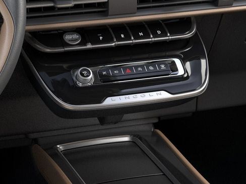 New 2023 Lincoln Corsair Reserve w/ Equipment Group 202A image 15