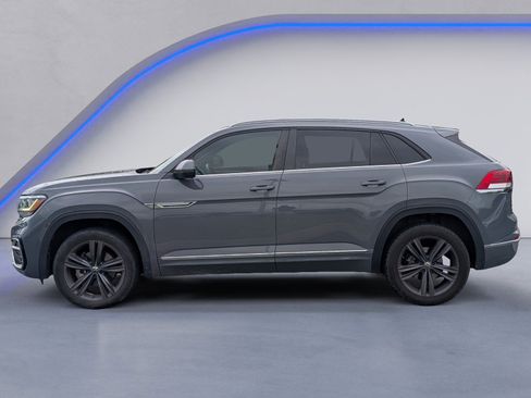 Used 2021 Volkswagen Atlas Cross Sport SE FWD image 3