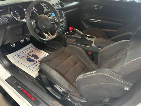 Used 2017 Ford Mustang Shelby GT350 w/ Electronics Package image 5