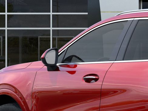 New 2025 Buick Envision Avenir image 12