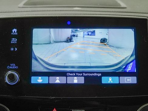 Used 2021 Honda Pilot Touring image 34