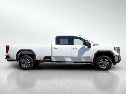 Used 2024 GMC Sierra 3500 SLE AWD/4WD image 6