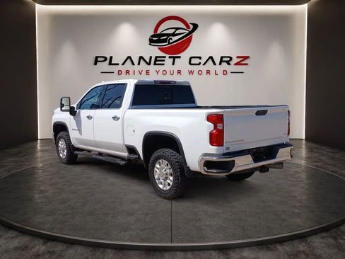 Used 2023 Chevrolet Silverado 2500 LTZ w/ LTZ Plus Package AWD/4WD image 3