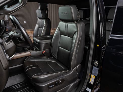 Used 2022 Chevrolet Silverado 3500 High Country w/ LPO, Hitch Package image 29