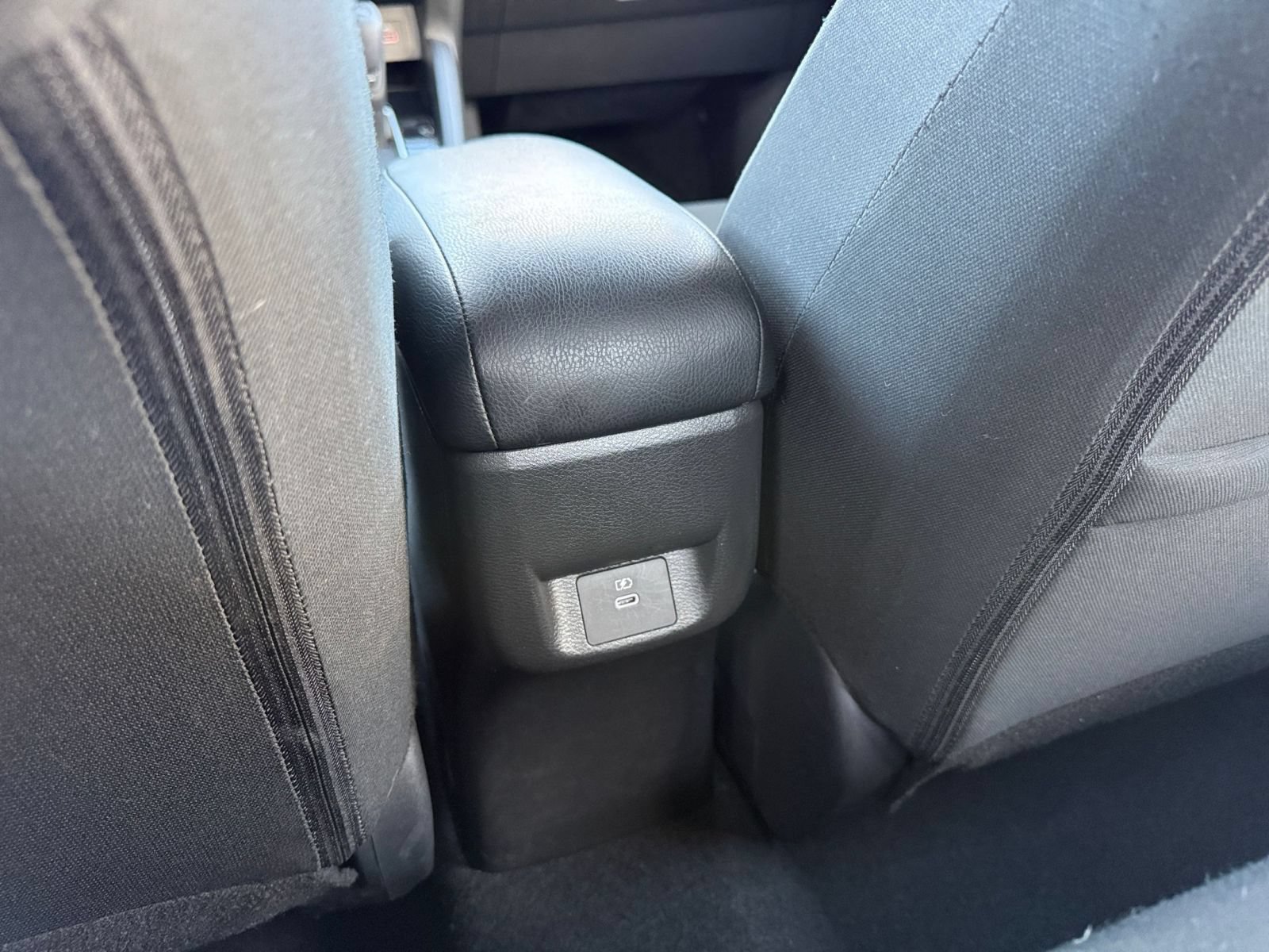 Used 2025 Nissan Versa SV FWD image 22