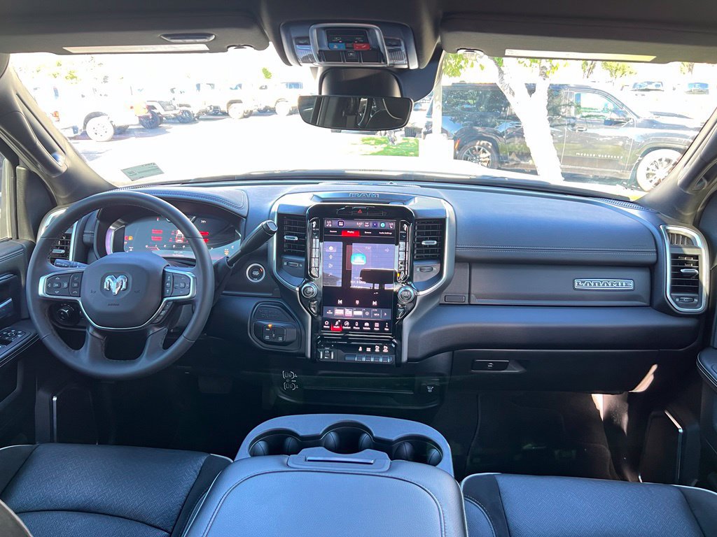 Used 2025 RAM 2500 Laramie AWD/4WD image 20