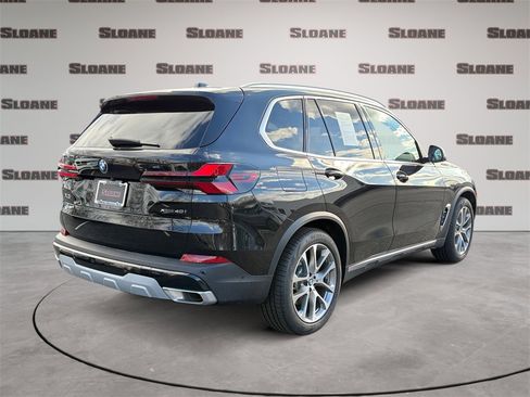 Used 2025 BMW X5 xDrive40i w/ Climate Comfort Package image 5