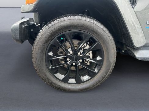 Certified 2021 Jeep Wrangler Unlimited Sahara image 12