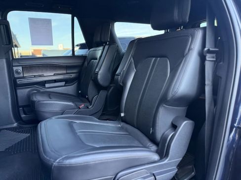 Used 2021 Ford Expedition Max Limited image 16