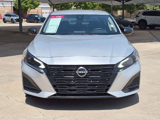 Certified 2025 Nissan Altima 2.5 SV FWD image 3