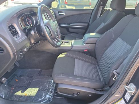 Used 2023 Dodge Charger SXT image 21