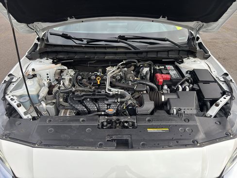 Used 2024 Nissan Altima 2.5 SV image 10