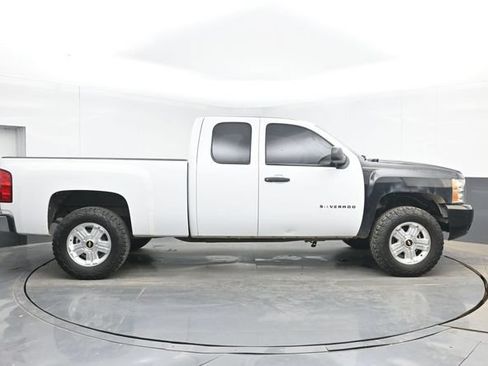 Used 2013 Chevrolet Silverado 1500 W/T RWD image 15