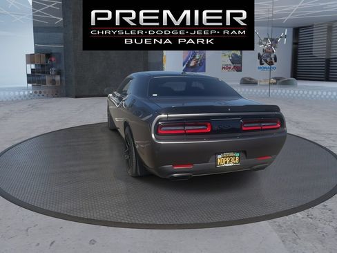 Used 2021 Dodge Challenger R/T w/ Driver Convenience Group RWD image 8