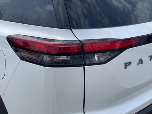New 2026 Nissan Pathfinder SV FWD image 10