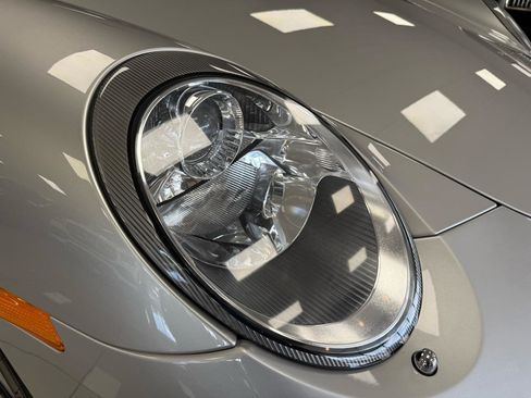 Used 2005 Porsche 911 Carrera RWD image 25