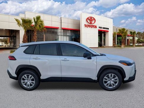 New 2026 Toyota Corolla Cross L image 4