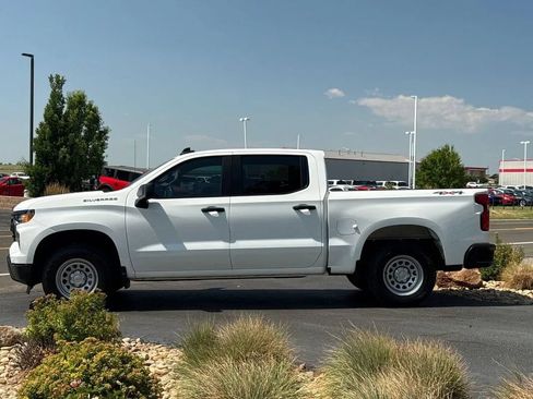 Used 2024 Chevrolet Silverado 1500 W/T w/ WT Convenience Package AWD/4WD image 4