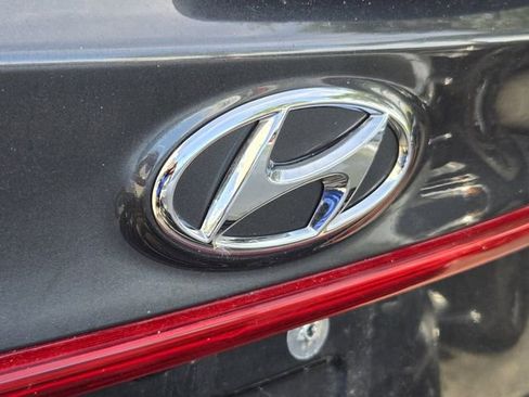Certified 2023 Hyundai Santa Fe SEL FWD image 10