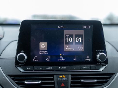 Used 2024 Nissan Altima 2.5 SR image 7