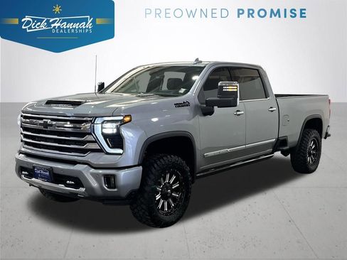 Used 2025 Chevrolet Silverado 3500 High Country w/ High Country Premium Package AWD/4WD image 1