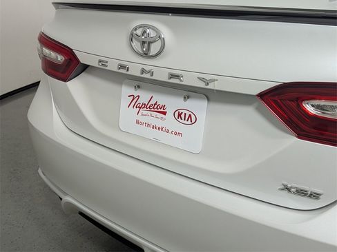 Used 2019 Toyota Camry XSE image 8