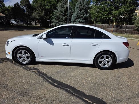 Used 2014 Chevrolet Cruze LT w/ All-Star Edition FWD image 2