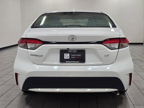 Used 2021 Toyota Corolla LE image 12