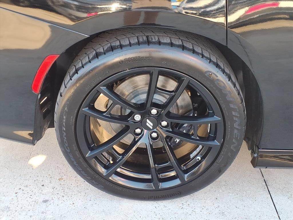 Used 2022 Dodge Charger Scat Pack w/ Dynamics Package RWD image 13