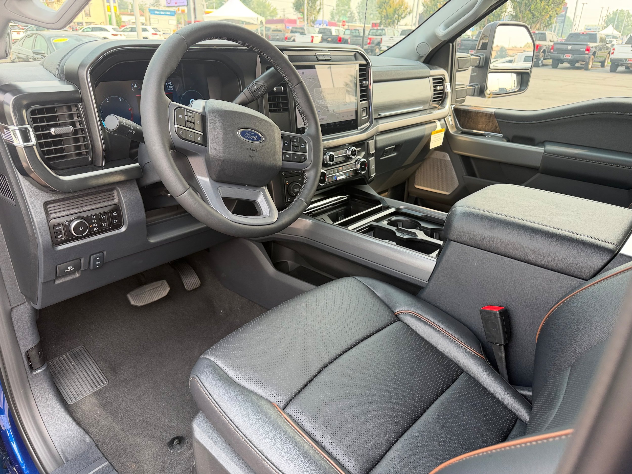 New 2026 Ford F350 Lariat w/ Black Appearance Package AWD/4WD image 9