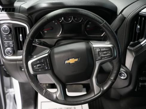 Used 2022 Chevrolet Silverado 3500 LT w/ Convenience Package image 15