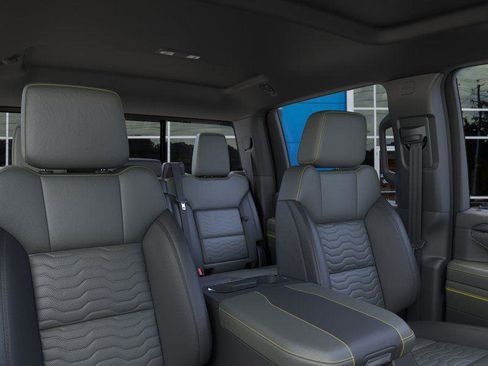 New 2026 Chevrolet Silverado 2500 ZR2 image 25