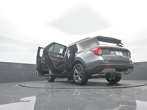 New 2026 Ford Explorer Active w/ Active Comfort Package image 45