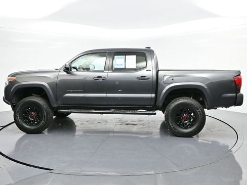 Used 2020 Toyota Tacoma SR5 image 4