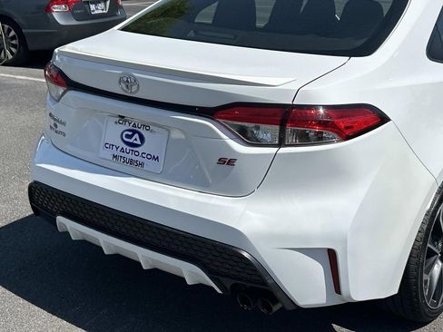 Used 2022 Toyota Corolla SE FWD image 12