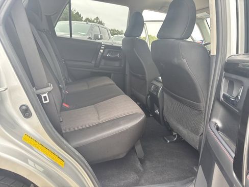 Used 2024 Toyota 4Runner TRD Off-Road image 17