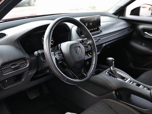 Used 2024 Honda HR-V Sport image 19