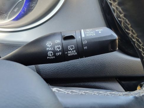 Used 2018 Chrysler Pacifica Touring-L Plus w/ Advanced Safetytec Group FWD image 19