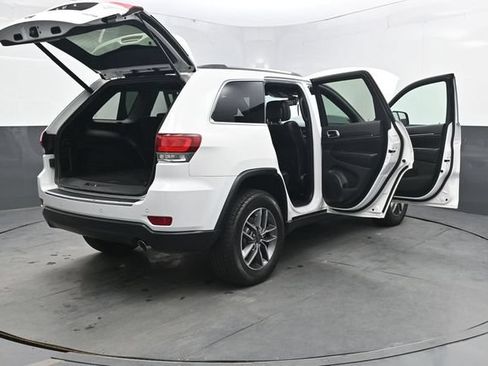 Used 2020 Jeep Grand Cherokee Limited AWD/4WD image 37