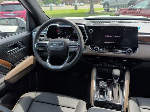 New 2026 GMC Canyon Denali AWD/4WD image 8