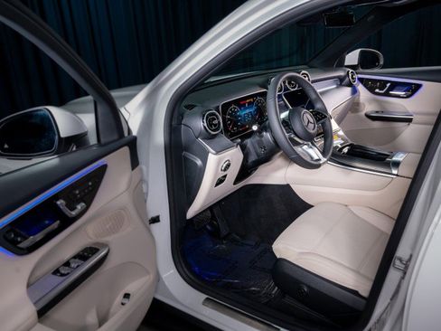 Certified 2026 Mercedes-Benz GLC 300 image 12