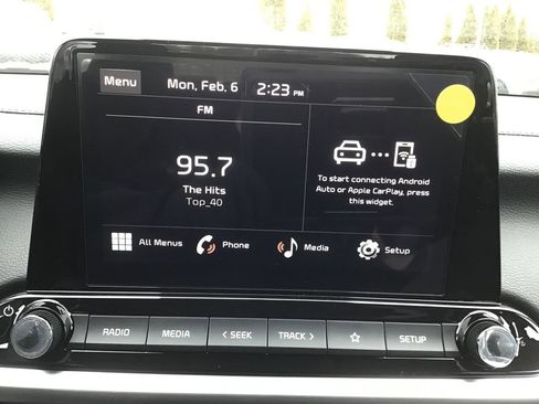 Used 2023 Kia Forte LXS image 13