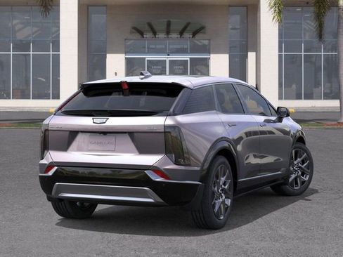 New 2026 Cadillac Optiq Luxury 1 image 4