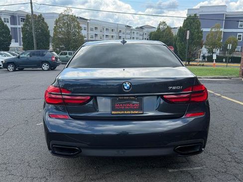 Used 2018 BMW 750i RWD image 7