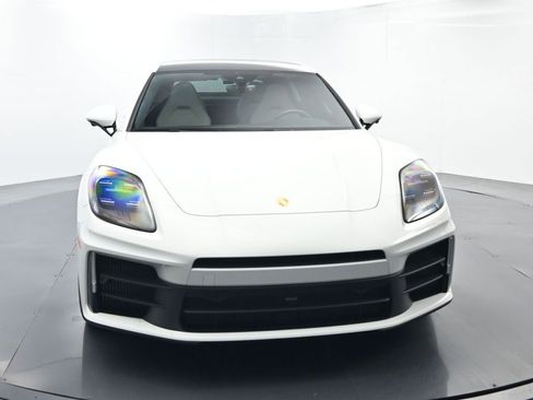Certified 2025 Porsche Panamera image 17