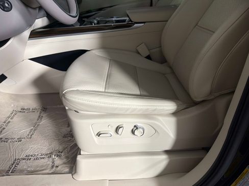 Used 2026 Cadillac Escalade Platinum Sport image 40