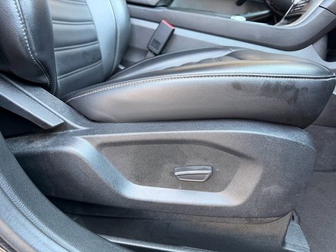 Used 2022 Ford Edge SEL image 26